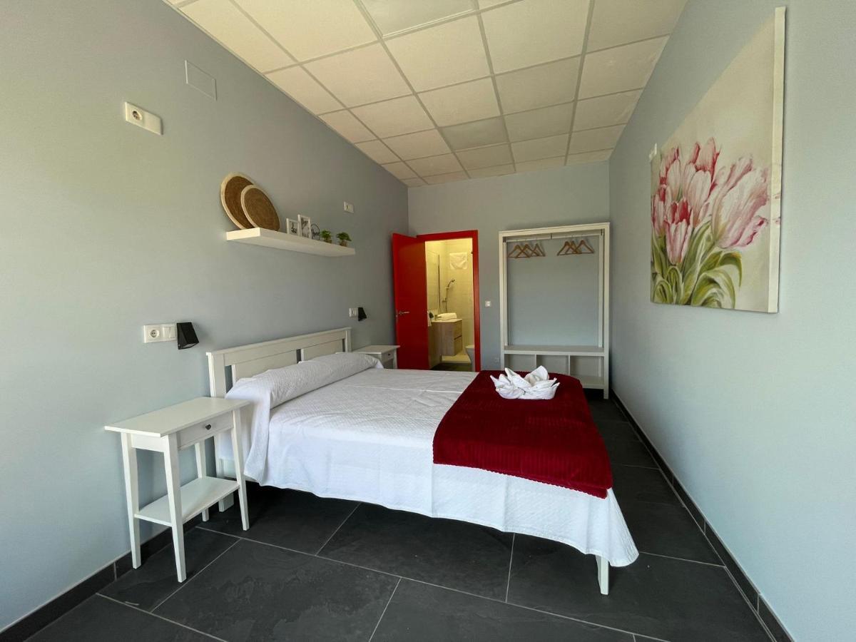 Hostel & Rooms O Albergue Da Meiga Padron Luaran gambar