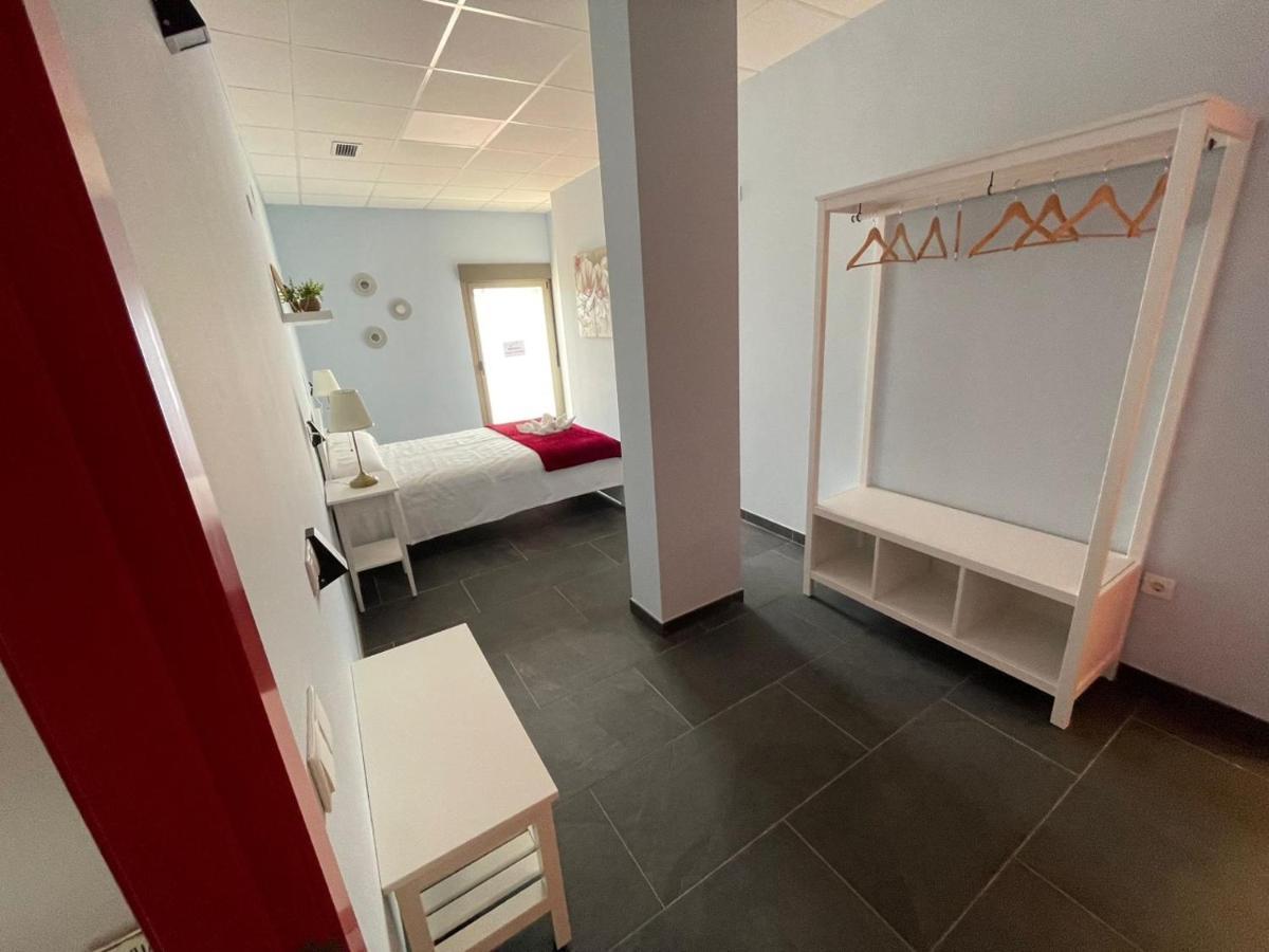 Hostel & Rooms O Albergue Da Meiga Padron Luaran gambar